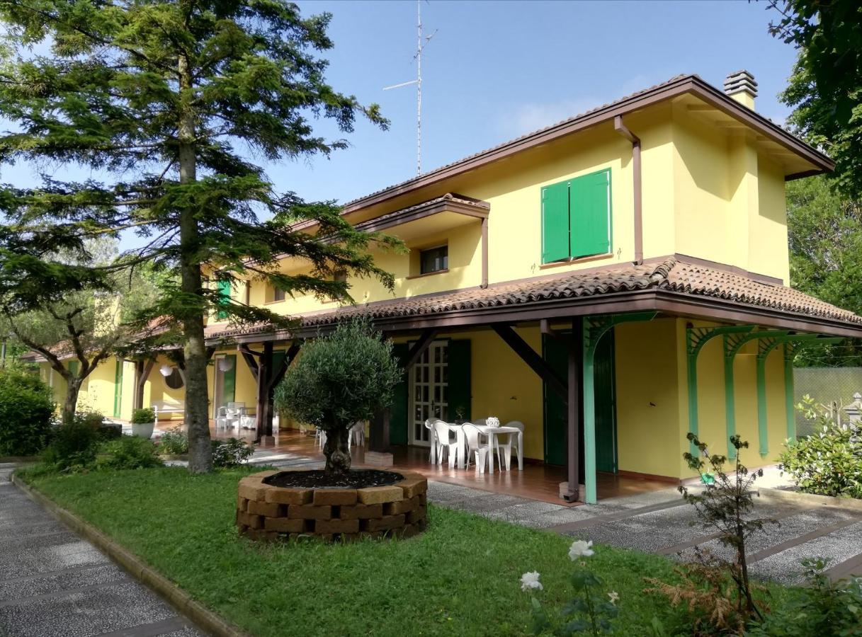 B&B Villa Dei Cigni Reali Carpi Eksteriør billede